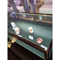 折疊玻璃矮柜