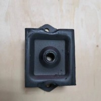 WG1680590095適用于斯太爾發動機前支撐橡膠膠墩